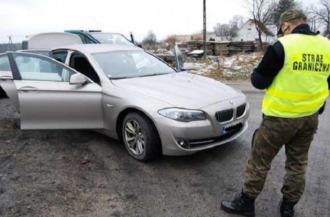 Ukradł BMW w salonie w Szwecji, wpadł pod Słupskiem