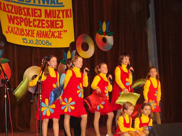 Szukają chętnych do zespołu „Spiéwné kwiôtczi”