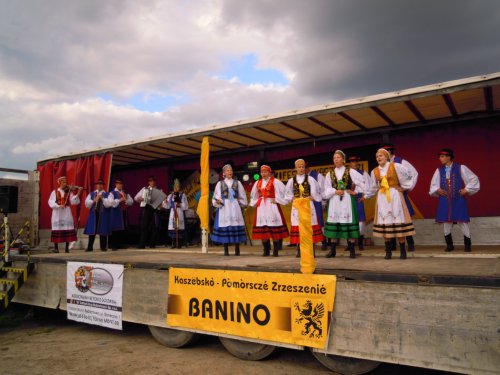 Wyraz wspólnotowej radości.Festyn Kaszubski w Baninie