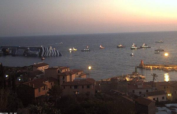 Zatonął włoski statek. Polacy uratowani