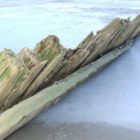 wrak-na-plazy-w-lebie-03