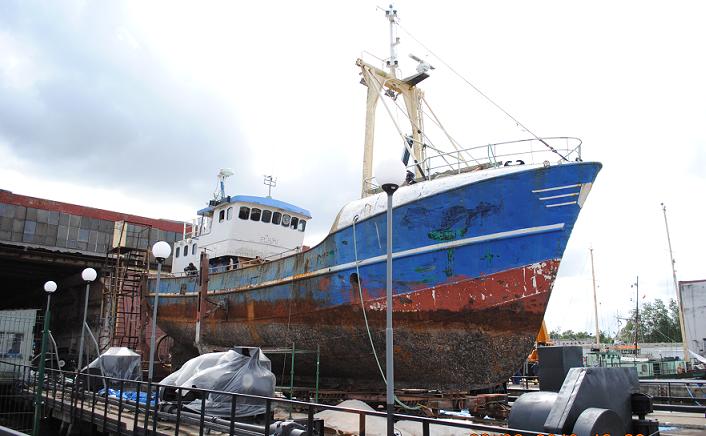 Śmiertelny wypadek w stoczni. PIP zamyka zakład