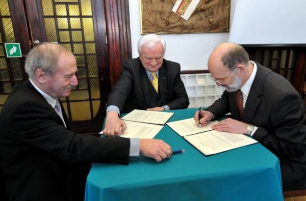 Współpraca uczelni wyższej ze stocznią