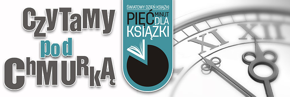 Przechodnie w Rumi czytają na głos książki