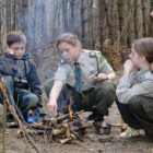 7-dhczb-szykuje-ognisko