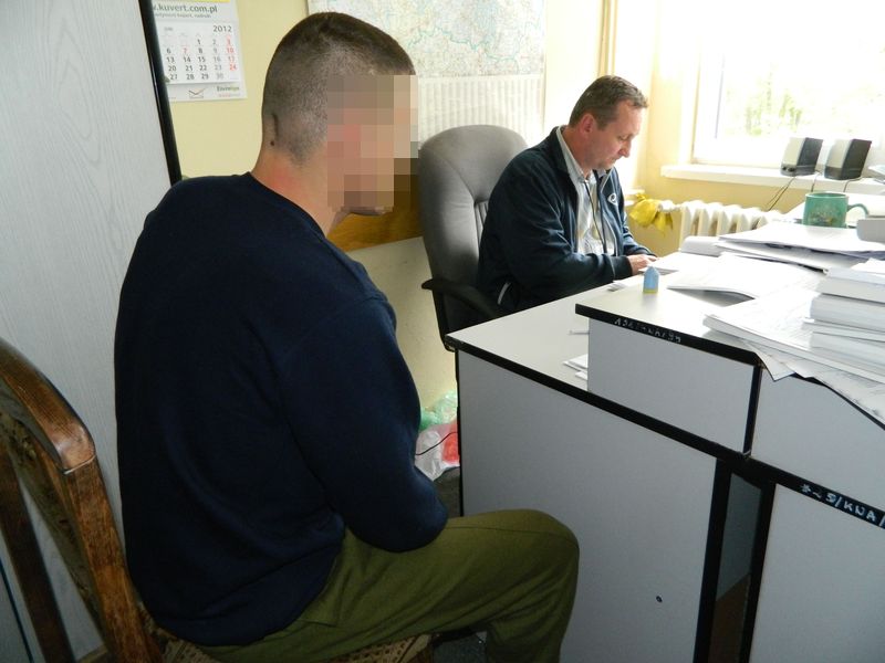 Uważaj o co prosisz pasażerów w pociągu