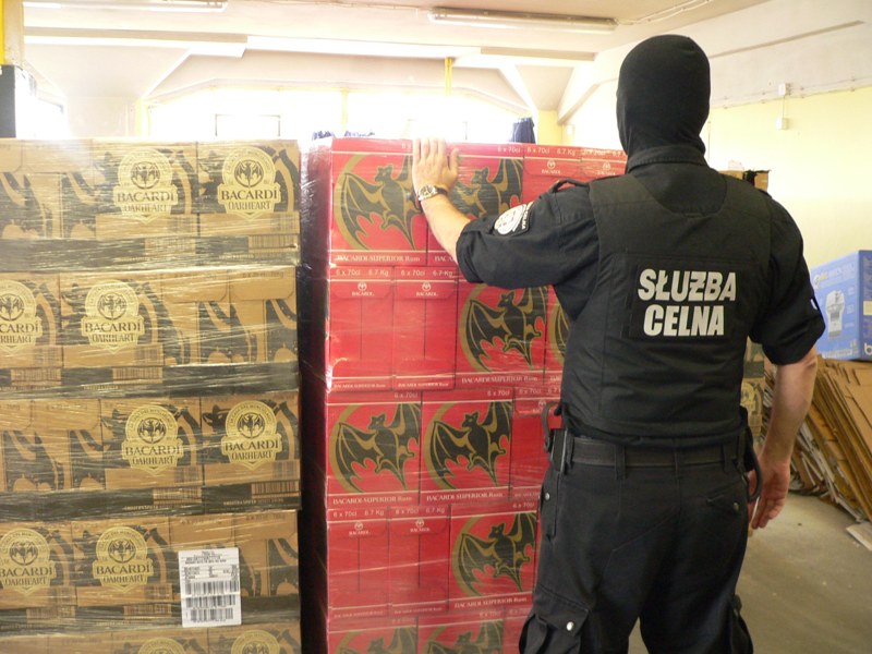 Ponad 17 000 litrów nielegalnego alkoholu