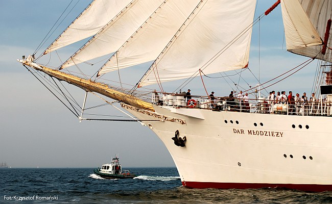 Dar Młodzieży wygrał drugi etap Tall Ships’ Races