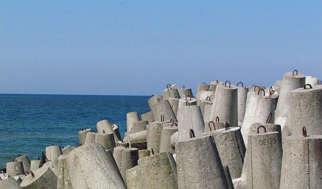 Urząd Morski ratuje wybrzeże