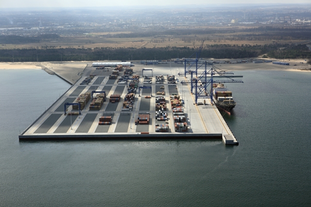 Możliwy nowy inwestor w DCT