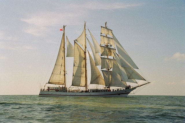 ORP Iskra wraca do kraju