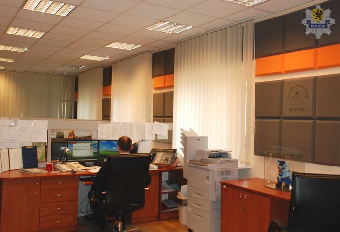 Na komendzie jak w studiu nagrań czy radiu
