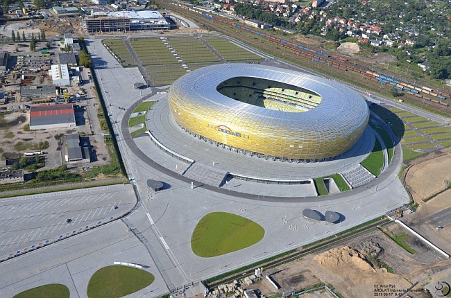 PGE_Arena_lotnicze_01