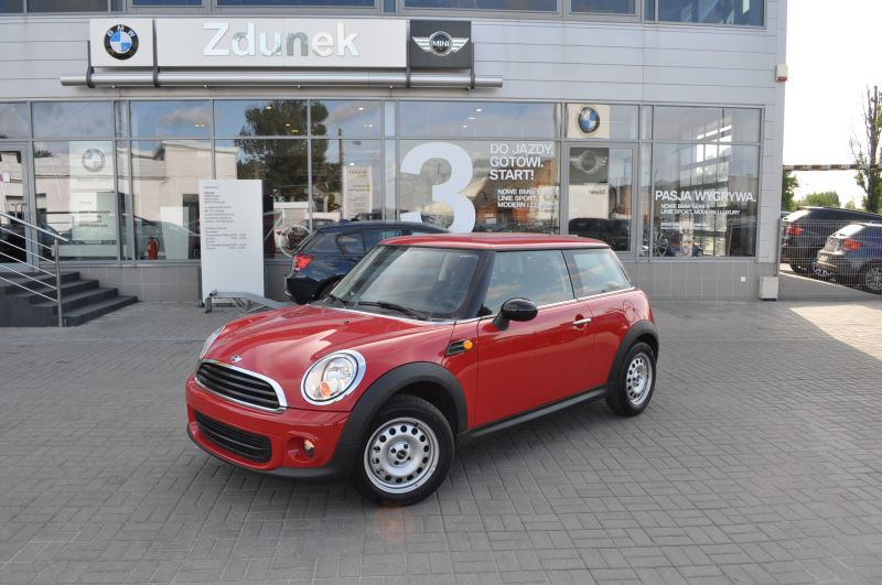 Mini dla OLT sprzedają się jak świeże bułki. Po 51 900 zł.