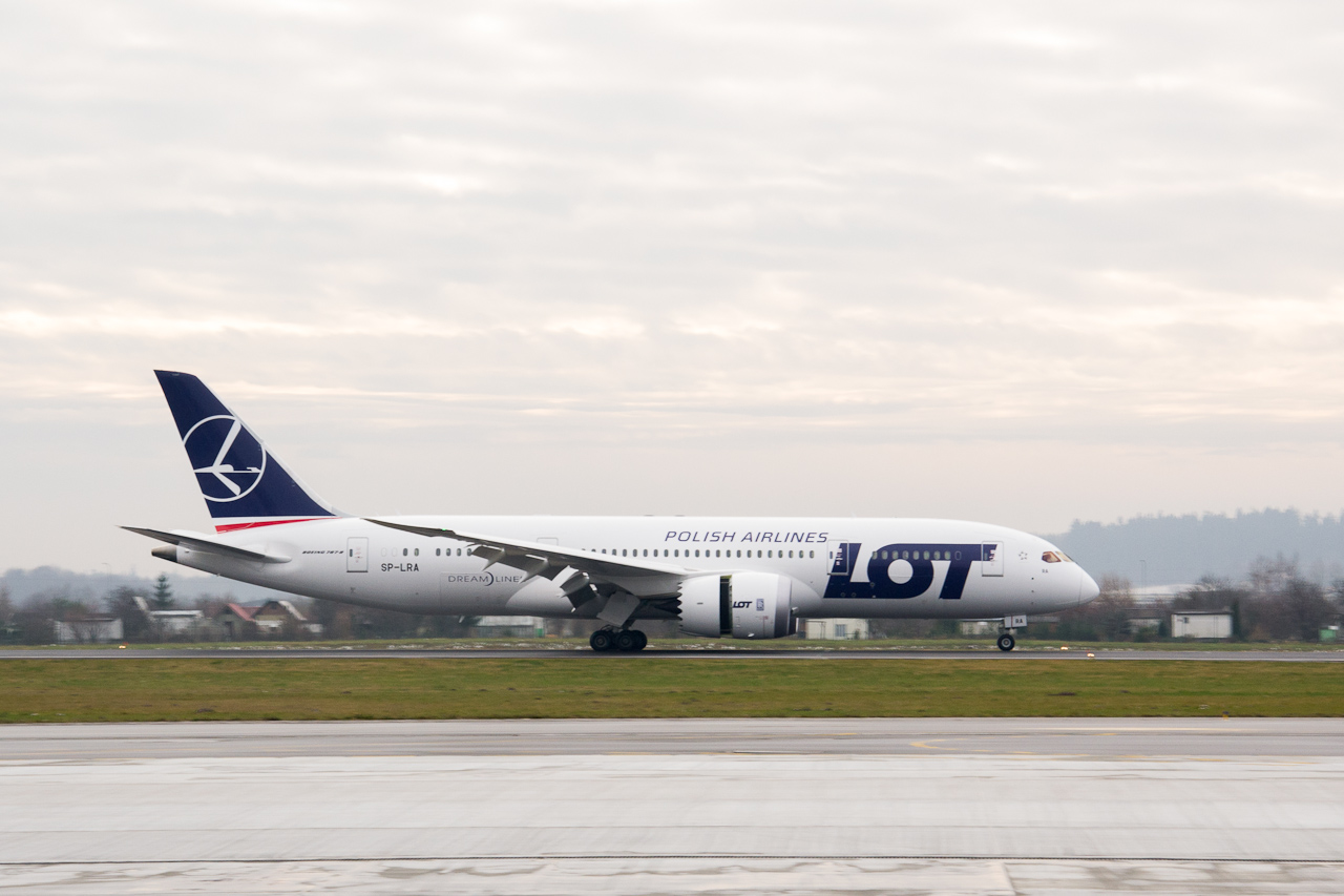 20121202_gdansk-dreamliner_028