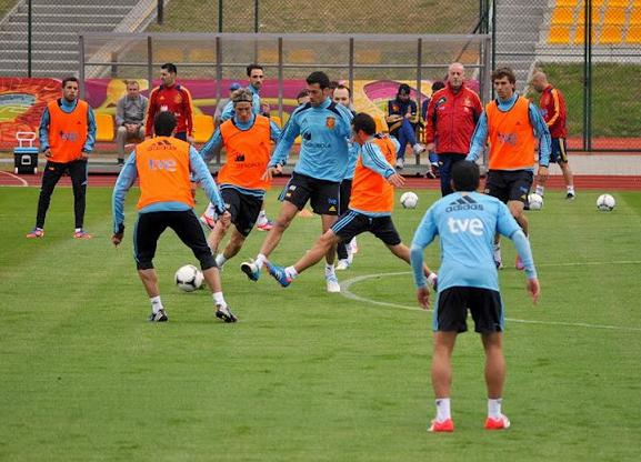 Real Madryt nauczy Kaszubów grać w piłkę. W Gniewinie