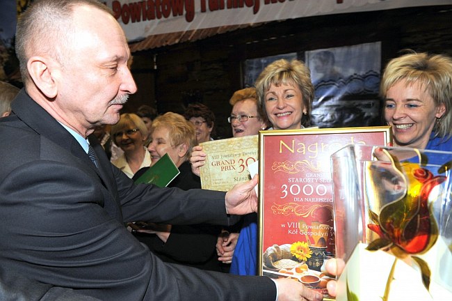 Powiatowy Turniej KGW w Jezierzycach. Łupawa górą