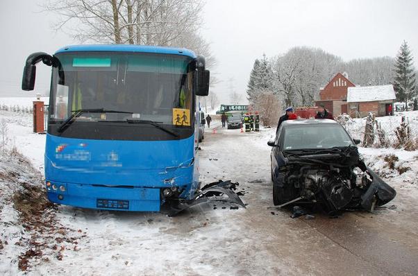 Wypadek autobusu szkolnego pod Wejherowem