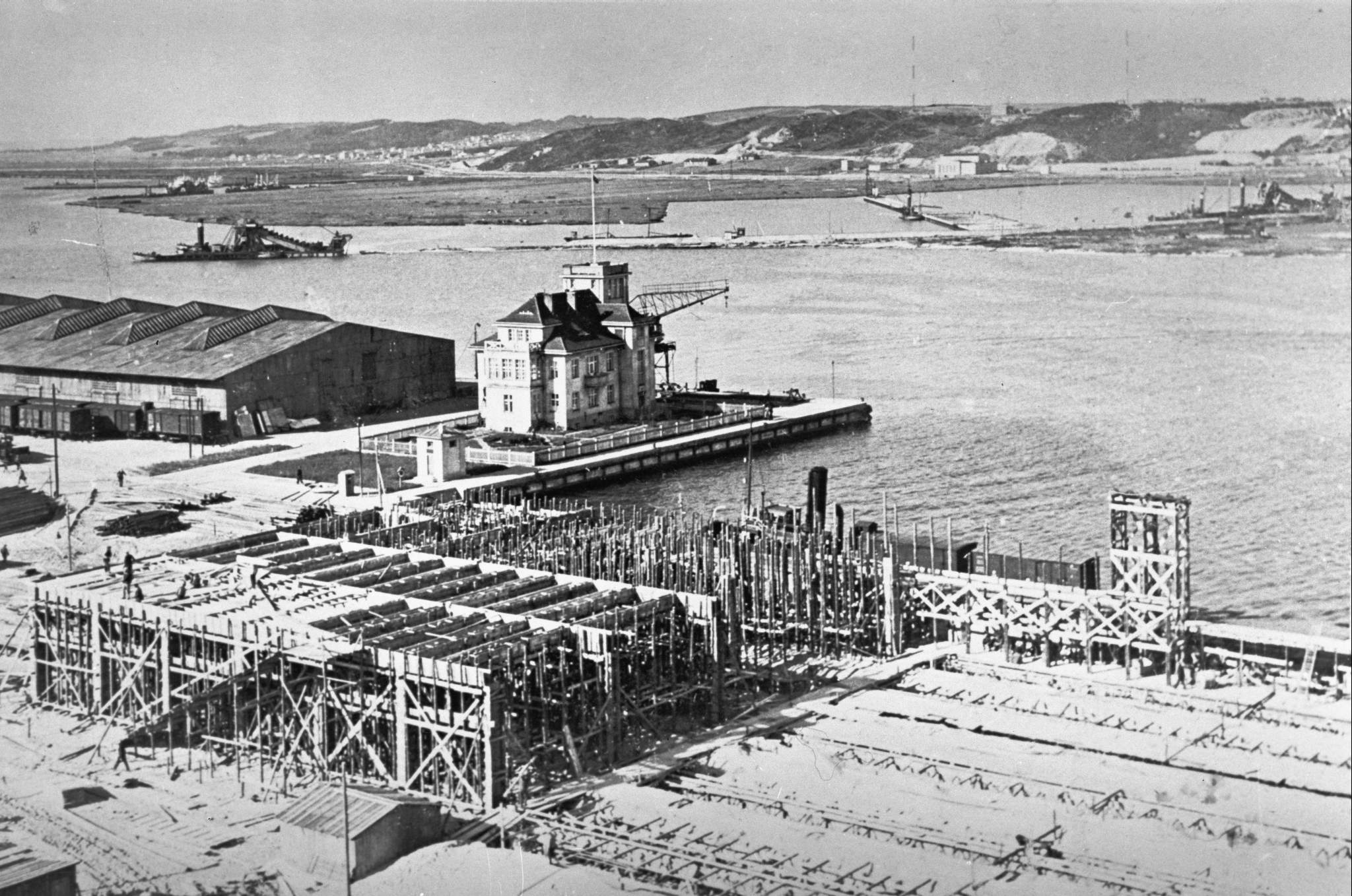 Miasto z morza i marzeń: port w Gdyni ma 90 lat