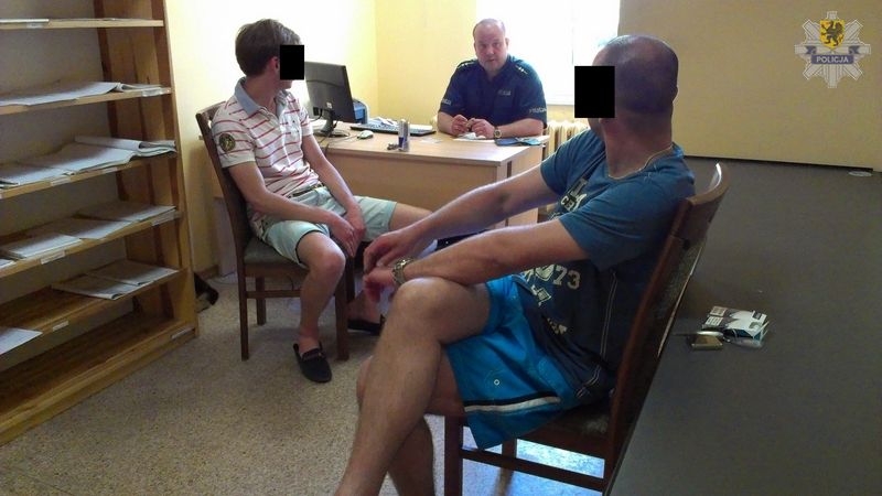 Ukradli z pensjonatu w Łebie sejf i odjechali Porsche