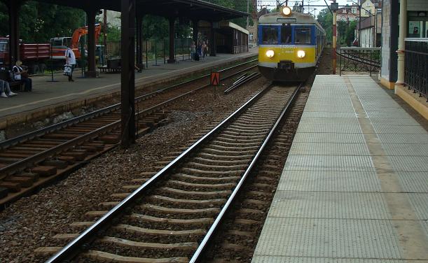 W Gdańsku dziecko wypadło z pociągu. Rodzice byli pijani