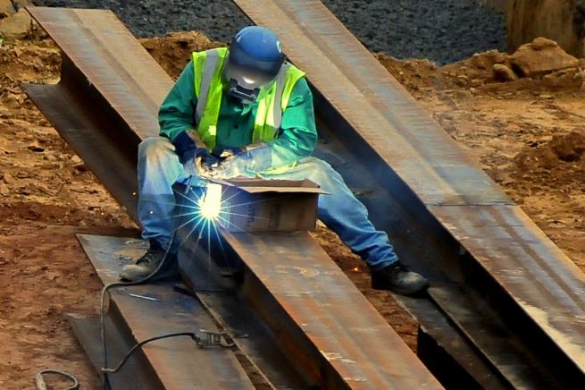 Jest praca dla wykwalifikowanych robotników. Brakuje chętnych