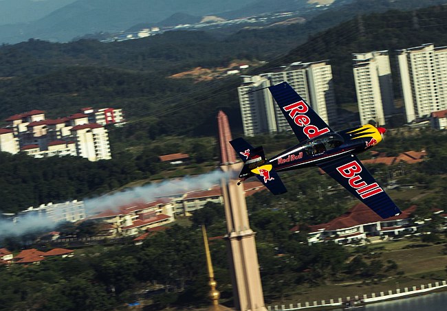 Rekordowe obroty dzięki Red Bull Air Race