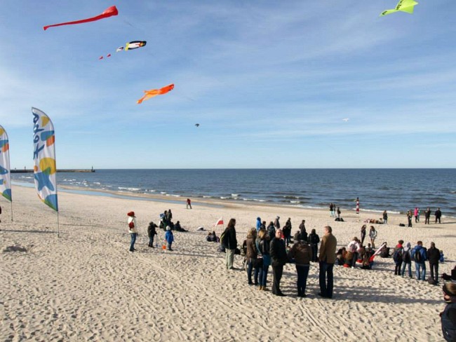 Latawce Nadziei pofrunęły znad łebskiej plaży