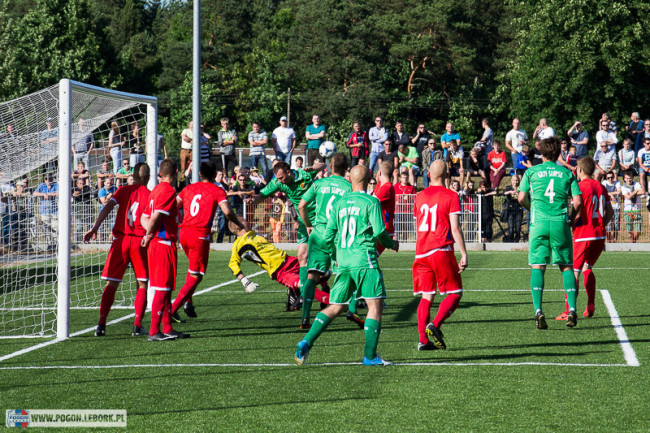 Tłumy na lęborskim stadionie. Pogoń – Gryf 0:1