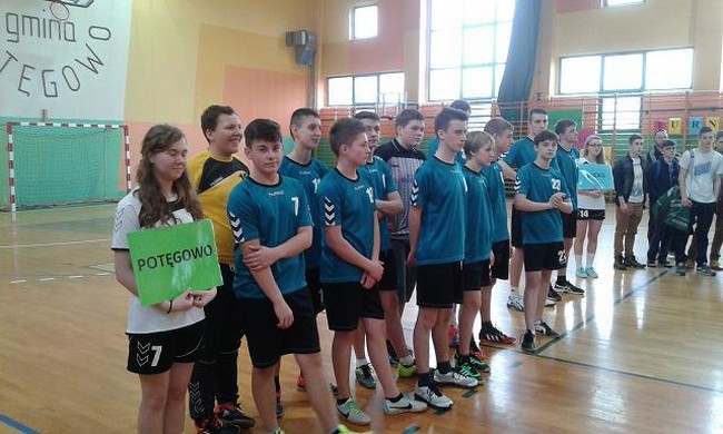 Gimnazjaliści zagrali o puchar wójta Potęgowa