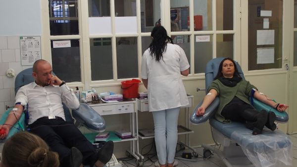 Charytatywnie oddali krew, czekolady przeznaczą na paczki dla dzieci