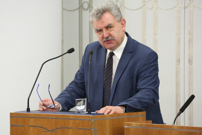 Język kaszubski zabrzmiał w Senacie. Oświadczenie Kazimierza Kleiny