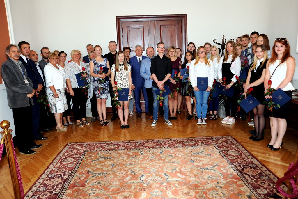 Najlepsi nauczyciele i uczniowie z powiatu słupskiego nagrodzeni!