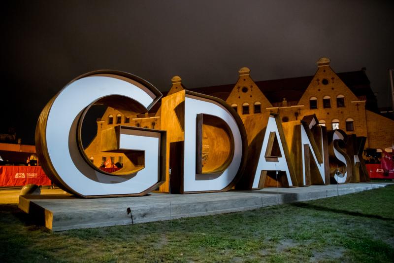 15-metrowy napis „GDAŃSK” stanął na Ołowiance
