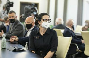 Krajowy Plan Odbudowy w Senacie. Prezydent Gdańska: – Pieniądze muszą być równo dzielone Senat RP, prezydent Gdańska podczas nad nad KPO / źródło: Senat RP