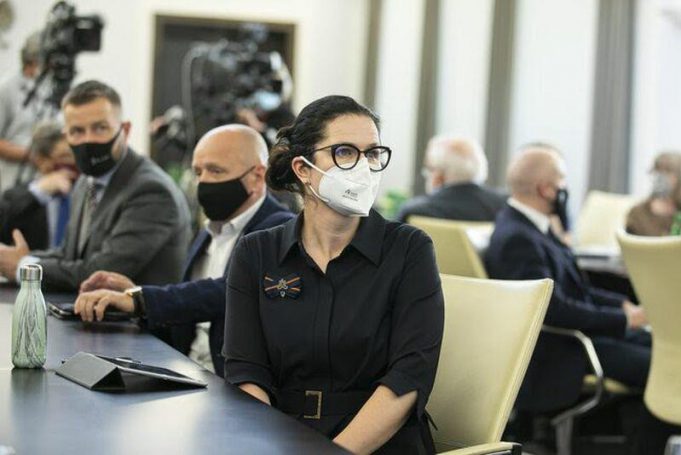 Senat RP, prezydent Gdańska podczas nad nad KPO / źródło: Senat RP