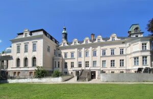 Spektakularna renowacja pałacu w Damnicy