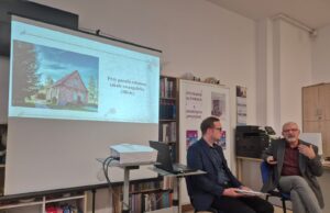 Promocja książki o historii Parafii Smażyno przyciągnęła licznych gości