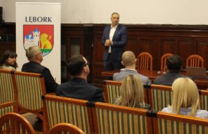 Samorządowcy dyskutowali o budowie elektrowni jądrowej na Pomorzu