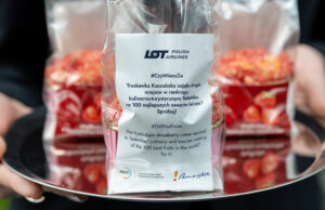 Kaszubska truskawka podniebną ambasadorką Pomorza