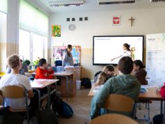 Nowoczesne lekcje o morskich farmach wiatrowych. Equinor i Polenergia szkolą dzieci z Pomorza