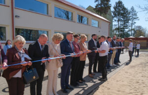 Wielkie święto w lęborskiej Jedynce! Szkoła zyskała wymarzoną halę sportową za 8 mln zł