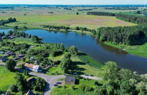 Prawie 100 tysięcy złotych na badania hydrobiologiczne. Gmina Potęgowo walczy z eutrofizacją jeziora w Nieckowie